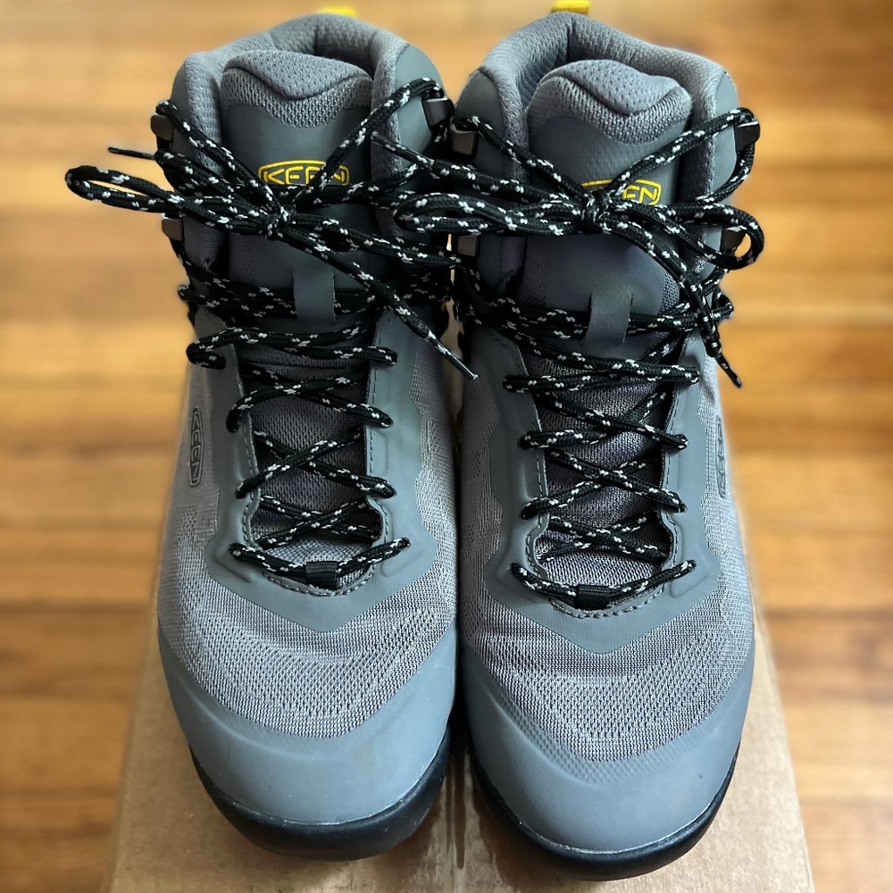 Keen Mens Venture Vent Sz 11 High